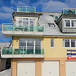 Strandoase Strandoase Sonnendeck Sierksdorf